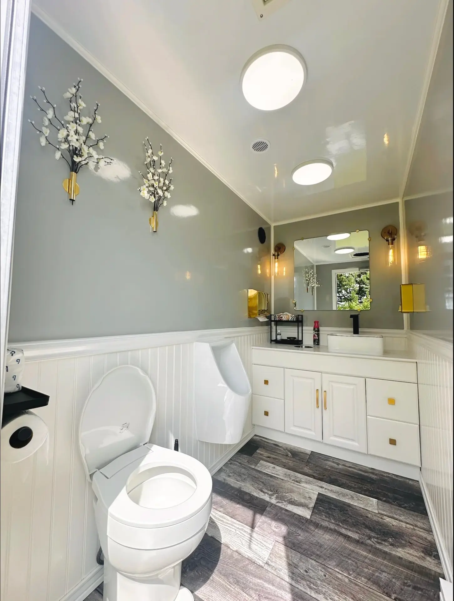 3-Stall Luxury Restroom Trailer photo 7
