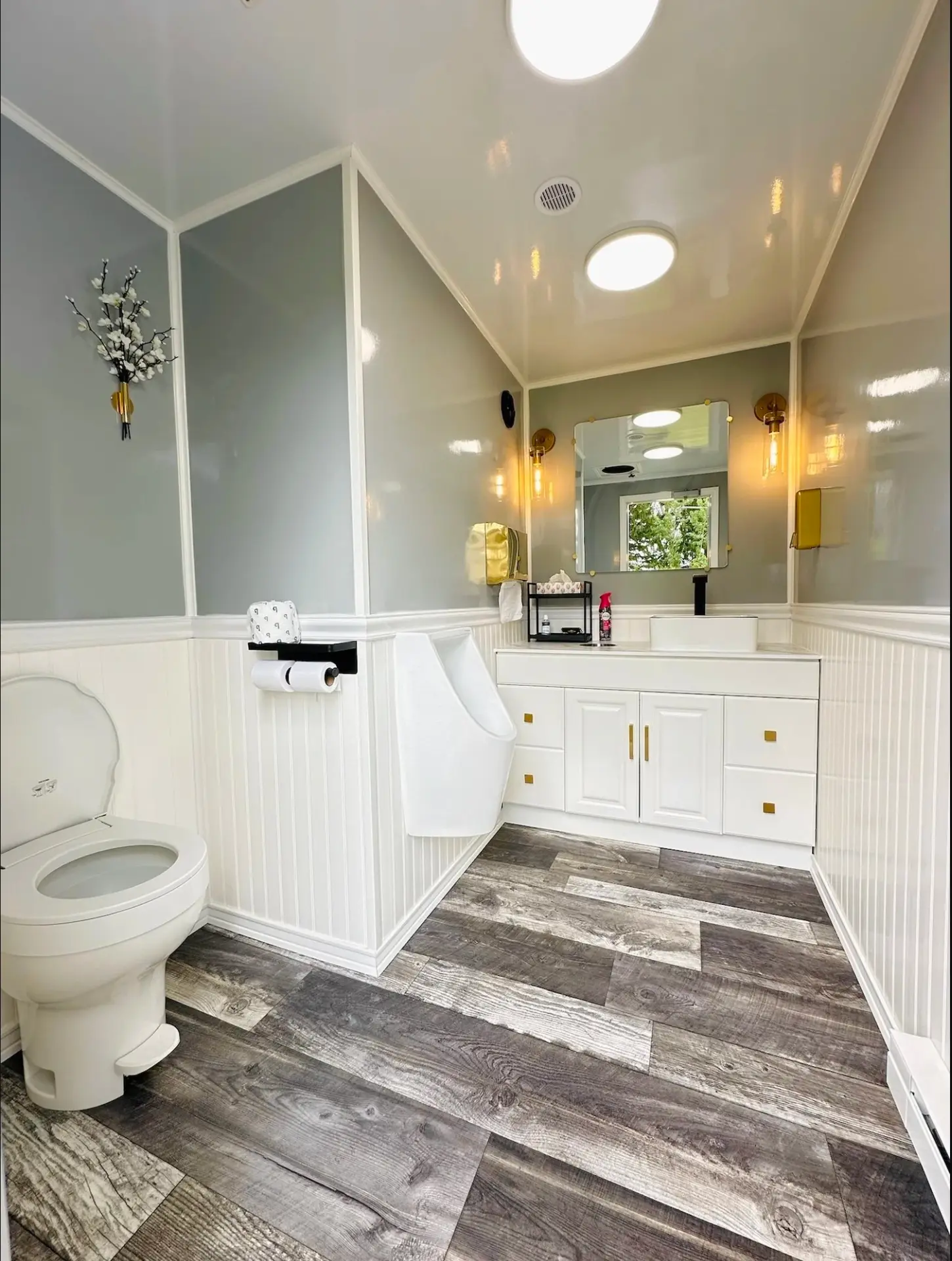 3-Stall Luxury Restroom Trailer photo 5