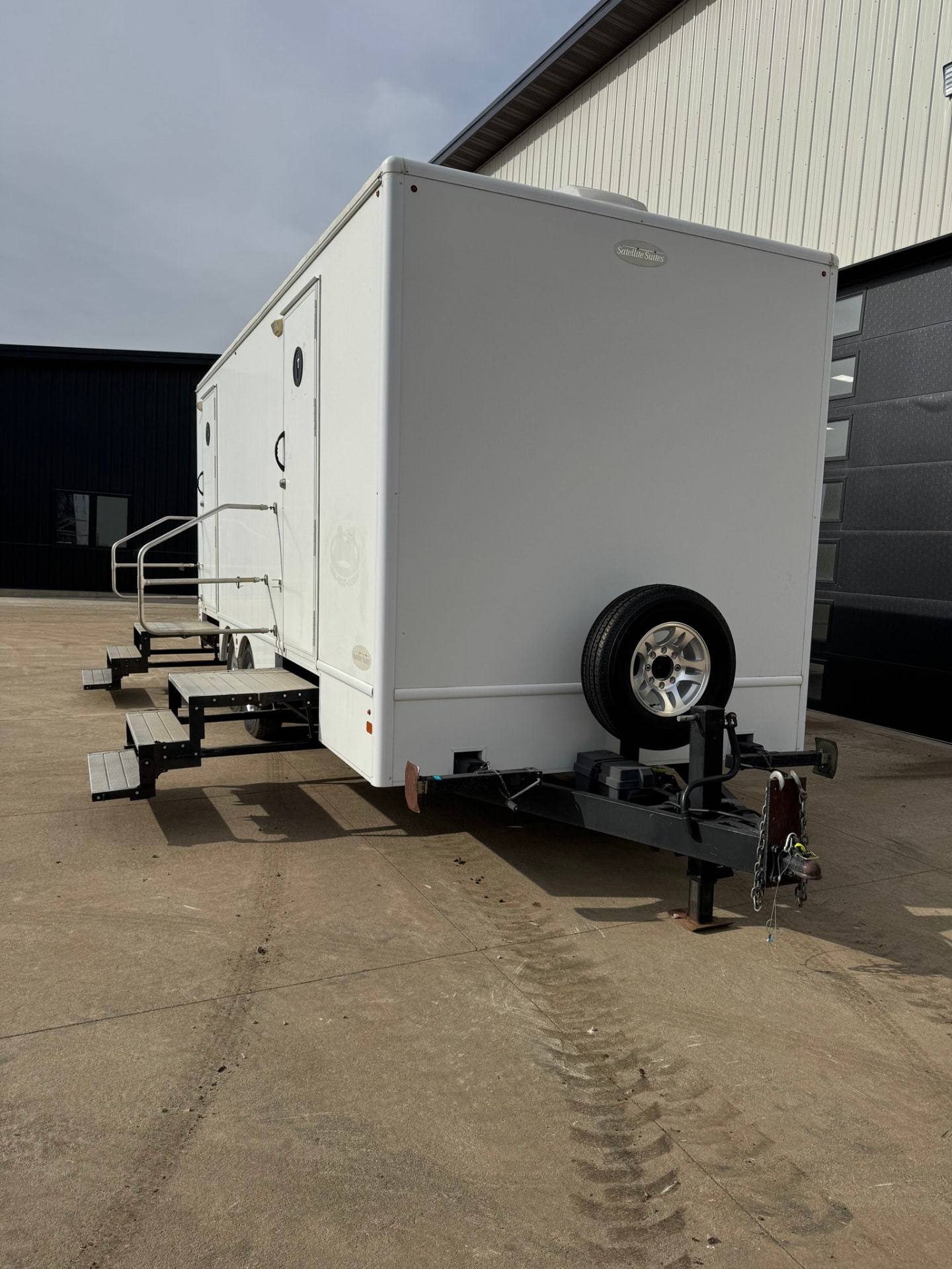 8-Stall Luxury Restroom Trailer photo 2